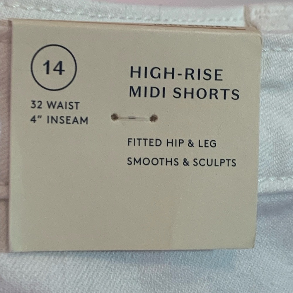 Universal Thread High Rise Midi Shorts - Picture 5 of 5